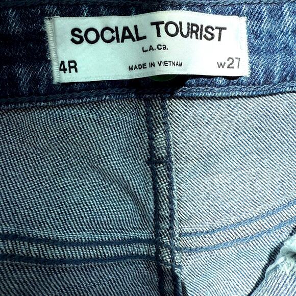 Social Tourist Ultra High Rise Straight Jeans Womens 4 27 Blue Dark Wash NWT - Picture 2 of 9
